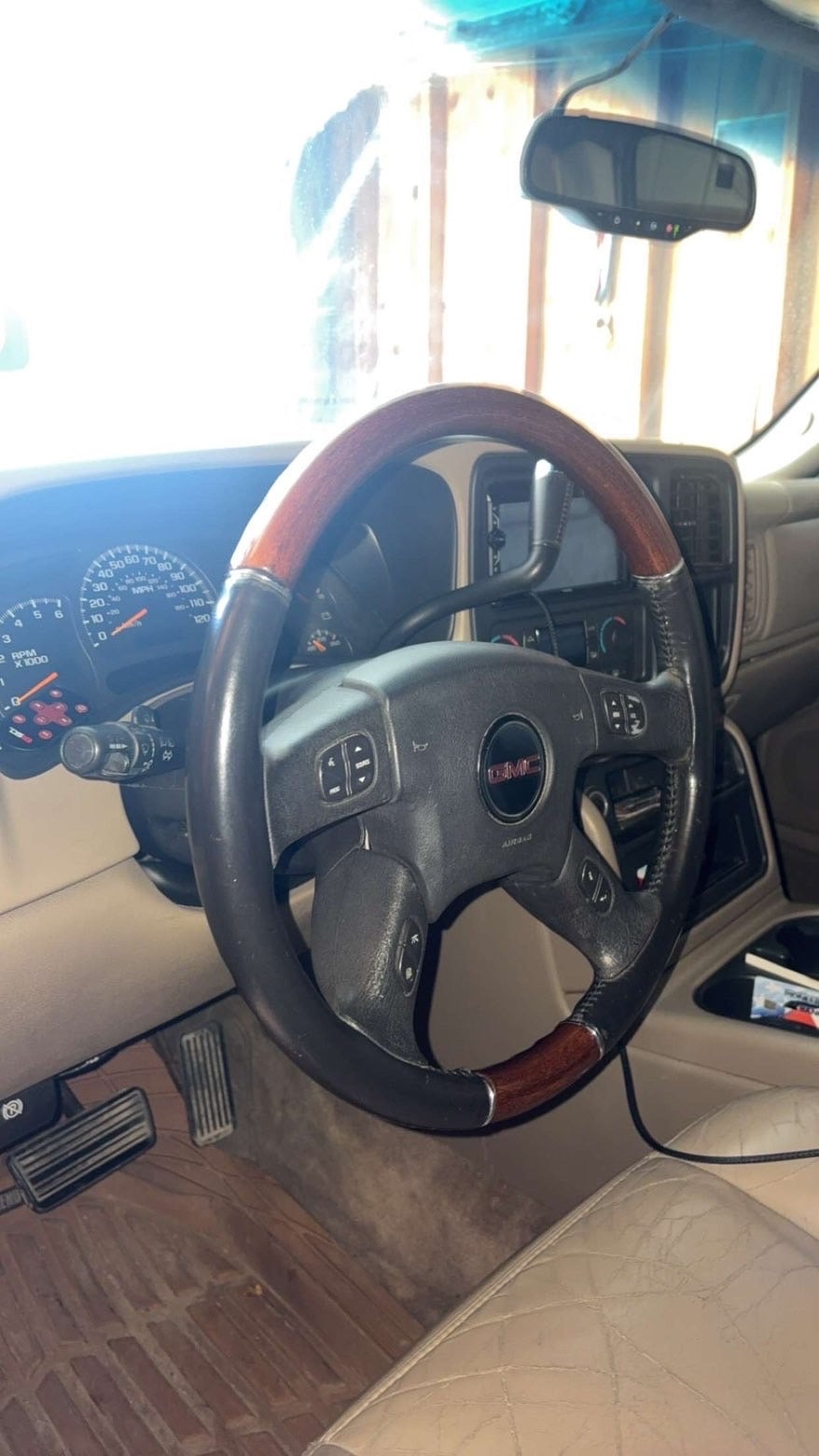 GMC Symbol Airbag Cover